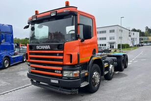 Scania 420 8x4 chassis truck