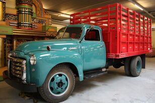 GMC 1948 flatbed truck