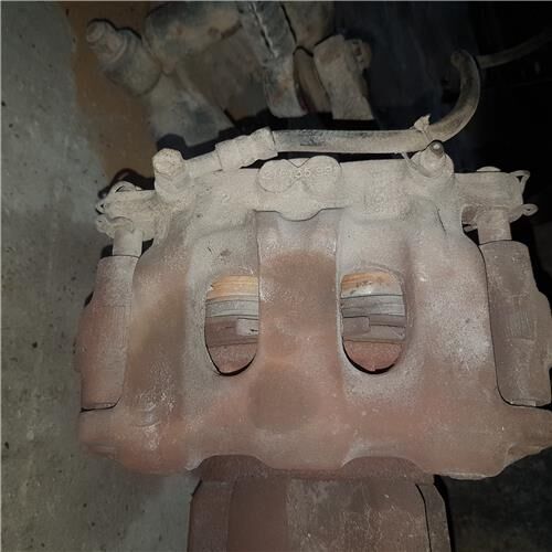 Pinza Freno Eje Delantero Izquierdo Nissan L - 45.085 PR / 2800  brake caliper for Nissan L - 45.085 PR / 2800 / 4.5 / 63 KW [3,0 Ltr. - 63 kW Diesel] truck