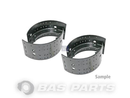 DT Spare Parts kit brake pad for truck