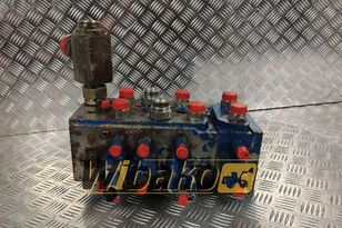 Rexroth M6-1274-00/4M6-15M3V+1WV01 hydraulic distributor for Terex TL260